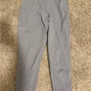 Med Couture Women’s Jogger Scrub Pants in Gray/Cloud